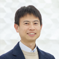中島 修 氏