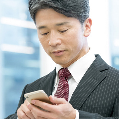 保険代理店の男性